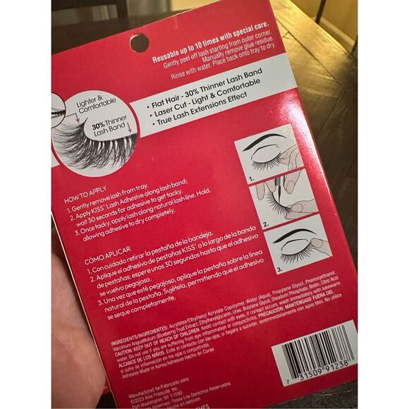 Kiss Black and Glittet Luxtensions Collections Lashes With Glue New - Picture 4 of 4